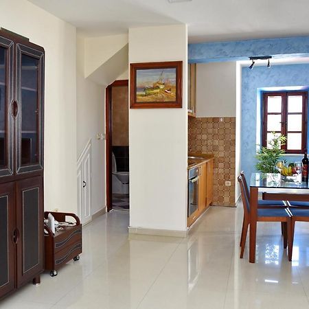 Blue Nest Apartment โกตอร์ ภายนอก รูปภาพ